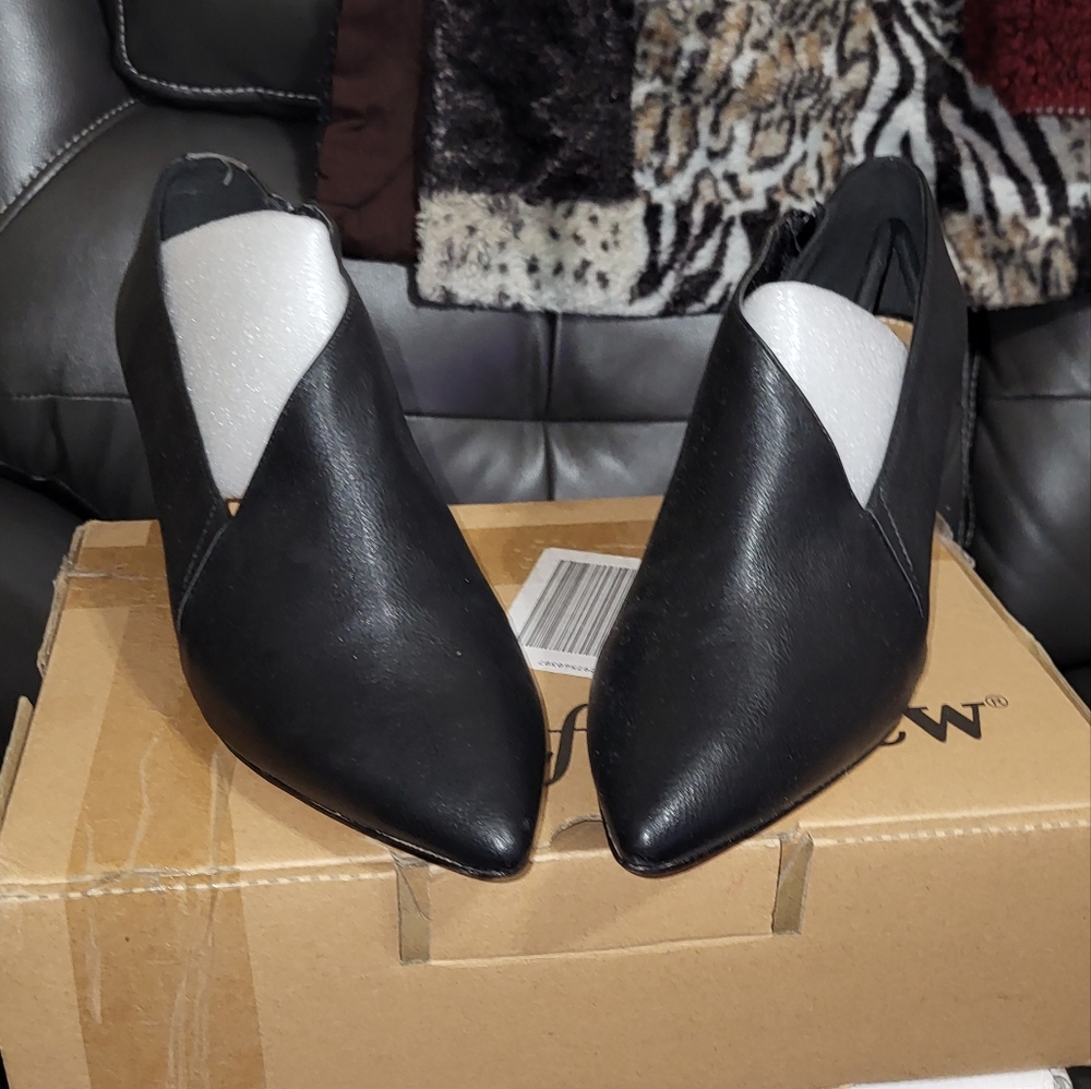 Comfortview Ankle Booties, black, size  8.5w